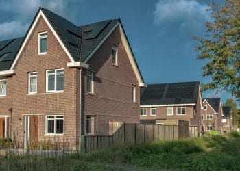 Evaluating the Financial Returns of Solar Panel Installations