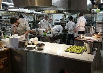 How to Choose Quality Commercial Restaurant Equipment: A Comprehensive Guide