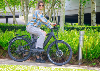 Navigating the Cityscape: Electric Bikes as the Future of Urban Transport in the UK